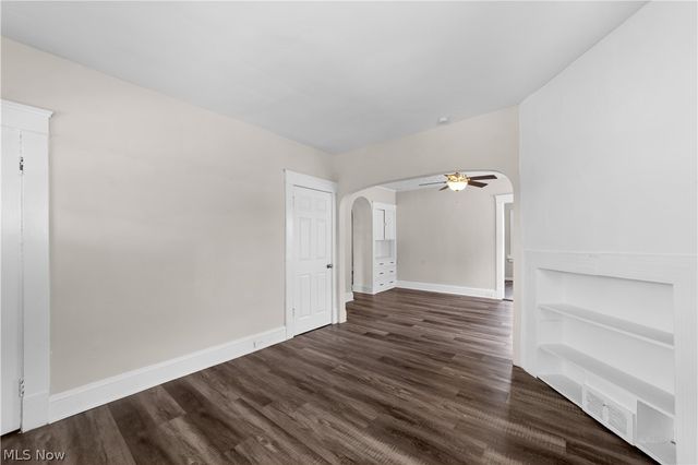 1279 Idlewood Avenue, Lakewood, OH 44107