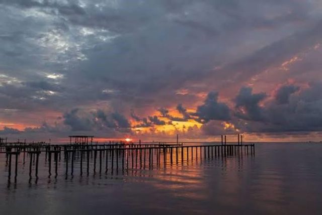 236 3rd Street, San Leon, TX 77539