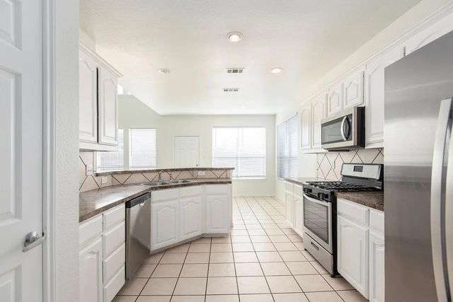 10100 Bull Run, Fort Worth, TX 76177