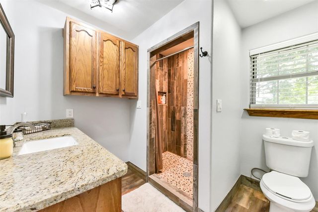 4190 County Road 145, Alvin, TX 77511