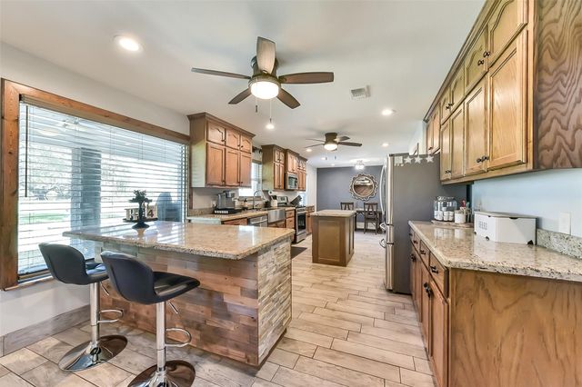 4190 County Road 145, Alvin, TX 77511
