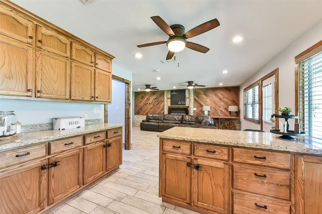 4190 County Road 145, Alvin, TX 77511