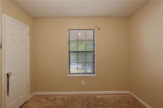 5900 Dart Drive, Lithonia, GA 30058