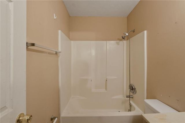 5900 Dart Drive, Lithonia, GA 30058