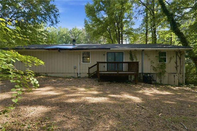 5900 Dart Drive, Lithonia, GA 30058
