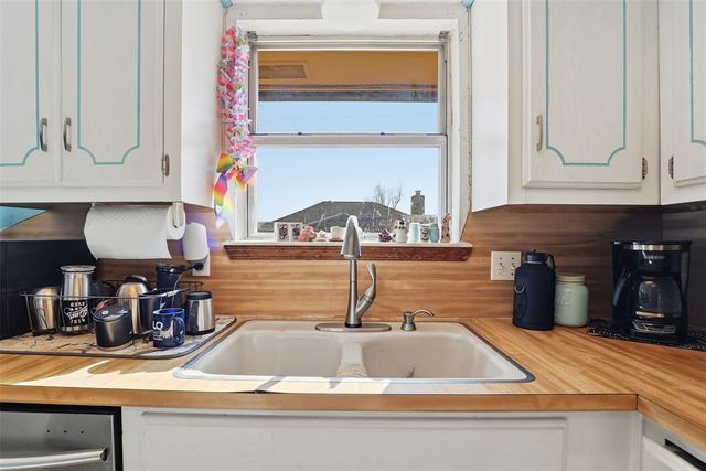 1008 Royal Lane, Yukon, OK 73099