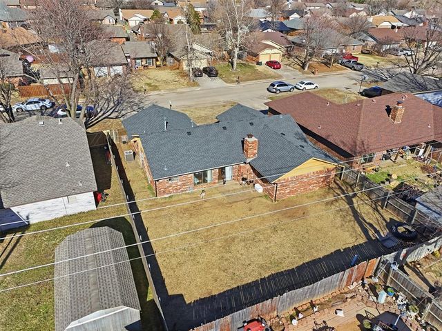 1008 Royal Lane, Yukon, OK 73099