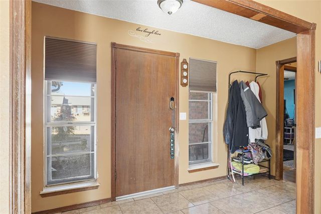 1008 Royal Lane, Yukon, OK 73099