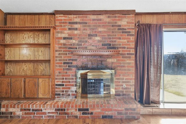 1008 Royal Lane, Yukon, OK 73099