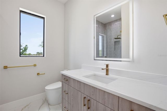 1943 SHORE ACRES BOULEVARD NE, St Petersburg, FL 33703