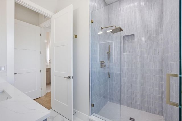 1943 SHORE ACRES BOULEVARD NE, St Petersburg, FL 33703