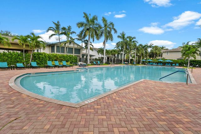 433 Amador Lane 5, West Palm Beach, FL 33401