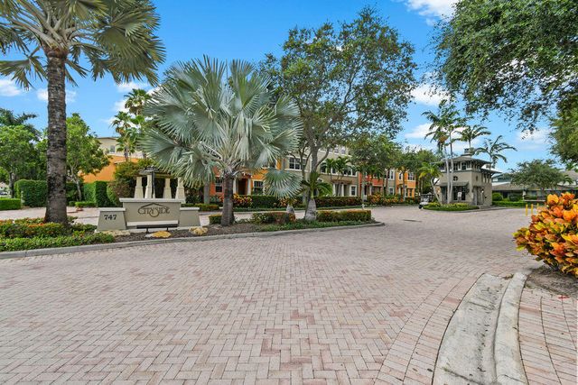 433 Amador Lane 5, West Palm Beach, FL 33401