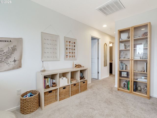 5010 GEMINI Ave Ne, Salem, OR 97305