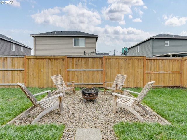 5010 GEMINI Ave Ne, Salem, OR 97305