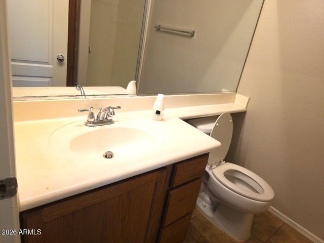 2547 E BART Street, Gilbert, AZ 85295