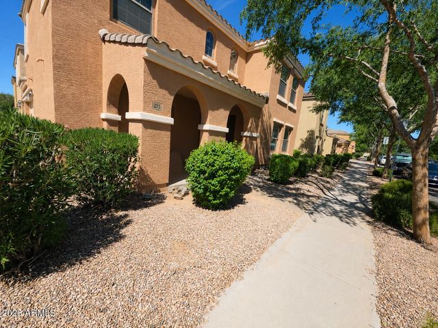 2547 E BART Street, Gilbert, AZ 85295