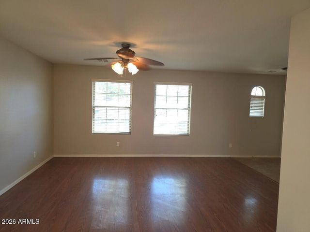2547 E BART Street, Gilbert, AZ 85295