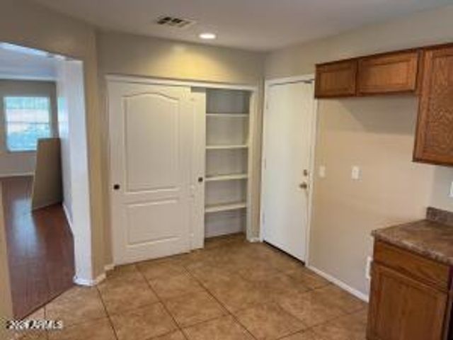 2547 E BART Street, Gilbert, AZ 85295