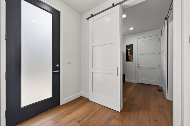 61422 Meeks Trail, Bend, OR 97702