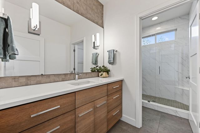 61422 Meeks Trail, Bend, OR 97702