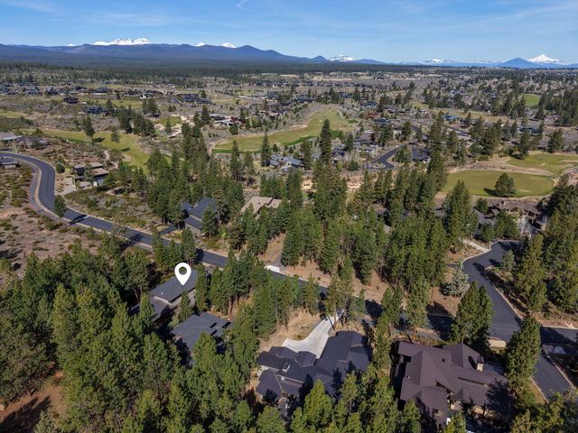 61422 Meeks Trail, Bend, OR 97702