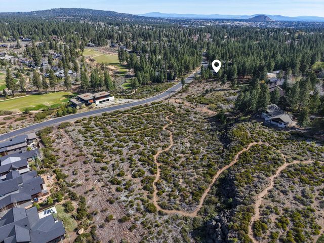 61422 Meeks Trail, Bend, OR 97702