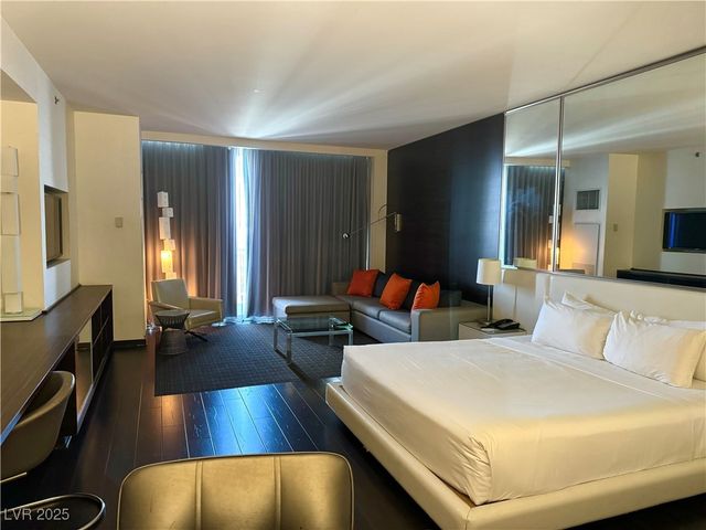 4381 West Flamingo Road 3708, Las Vegas, NV 89103