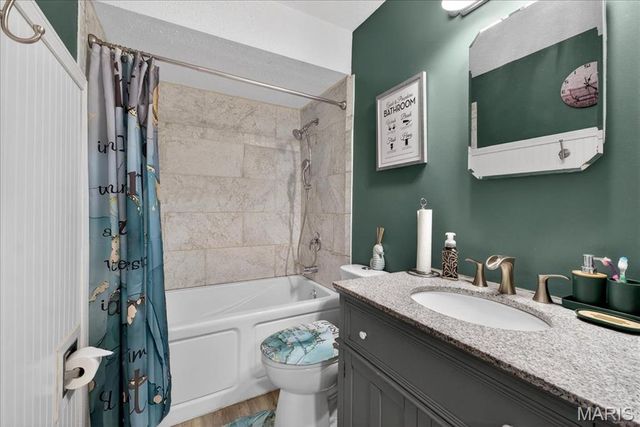 618 Fox Plains Drive, Florissant, MO 63034
