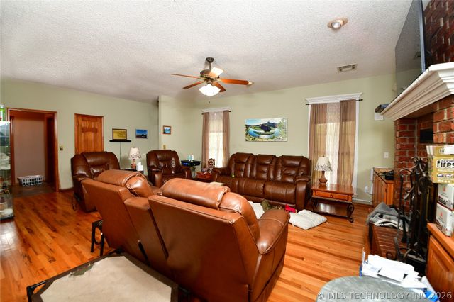2634 E 508 Road, Salina, OK 74365