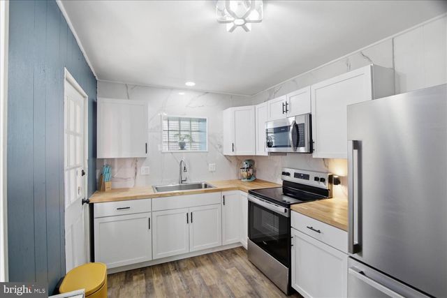 134 LAUREL ST, Lancaster, PA 17603
