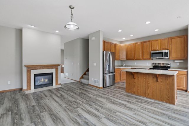 1508 Savanna Drive, Shakopee, MN 55379