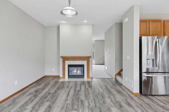 1508 Savanna Drive, Shakopee, MN 55379