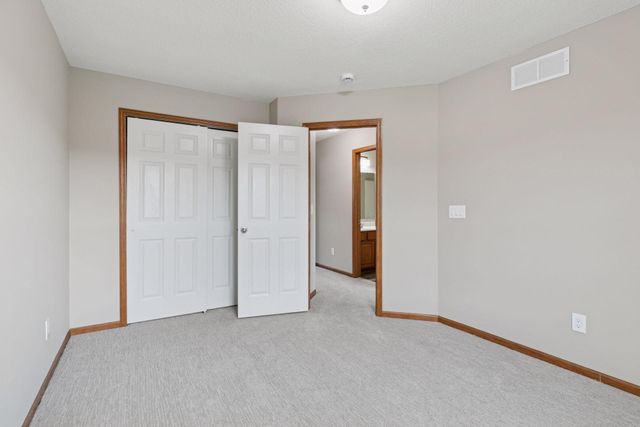 1508 Savanna Drive, Shakopee, MN 55379