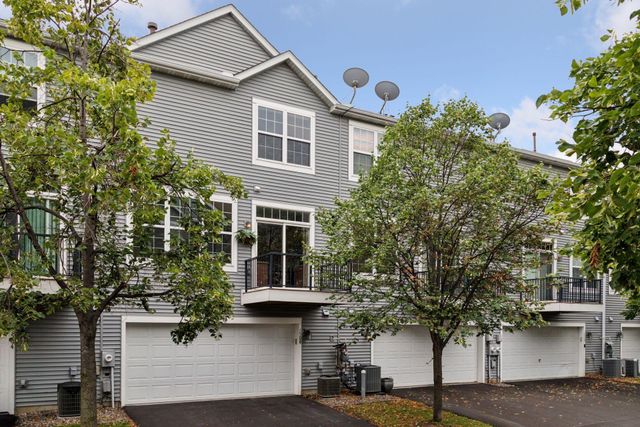 1508 Savanna Drive, Shakopee, MN 55379