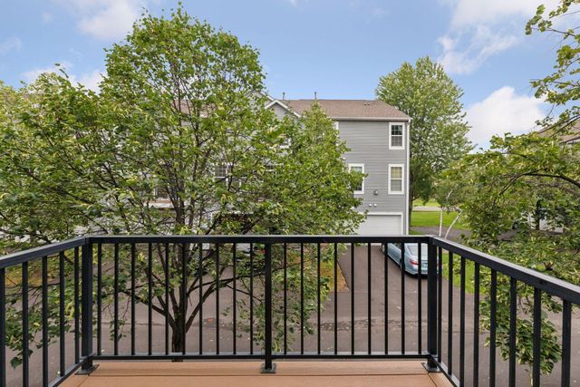 1508 Savanna Drive, Shakopee, MN 55379