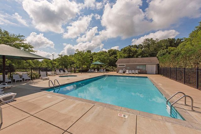 1508 Savanna Drive, Shakopee, MN 55379