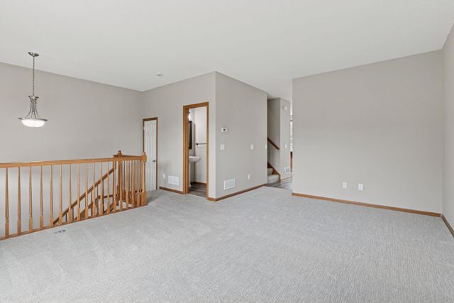 1508 Savanna Drive, Shakopee, MN 55379