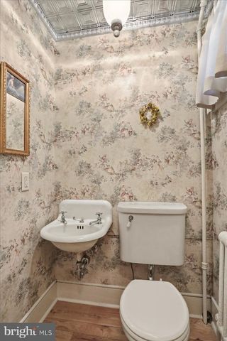 627 PHILADELPHIA AVE, Chambersburg, PA 17201
