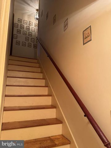 627 PHILADELPHIA AVE, Chambersburg, PA 17201