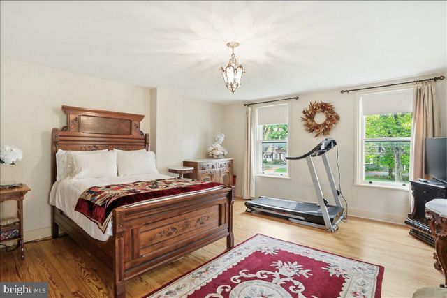627 PHILADELPHIA AVE, Chambersburg, PA 17201