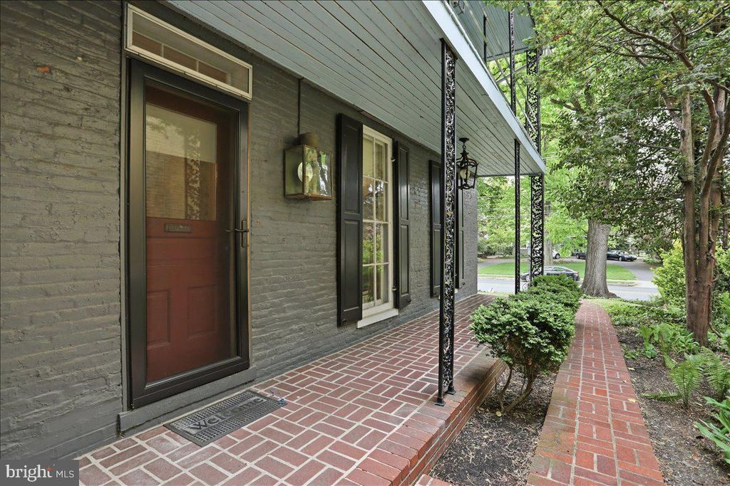 627 PHILADELPHIA AVE, Chambersburg, PA 17201