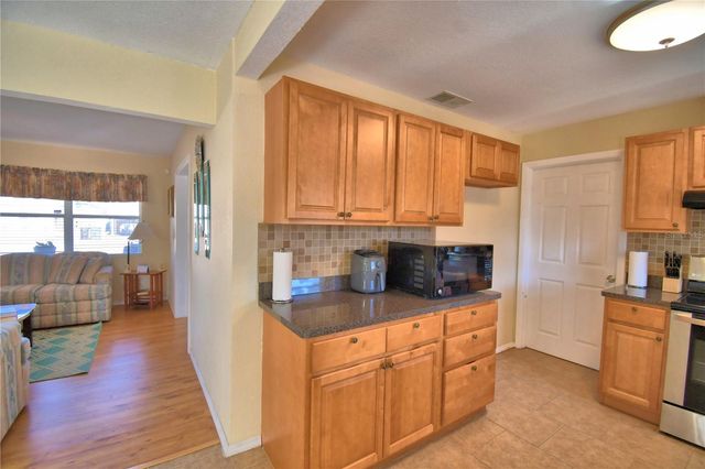 2410 W CENTRAL AVENUE, Winter Haven, FL 33880