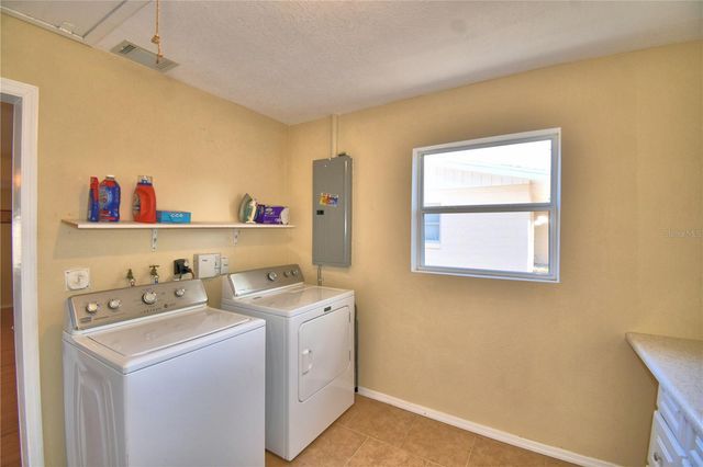 2410 W CENTRAL AVENUE, Winter Haven, FL 33880