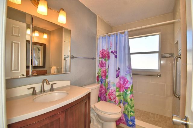 2410 W CENTRAL AVENUE, Winter Haven, FL 33880