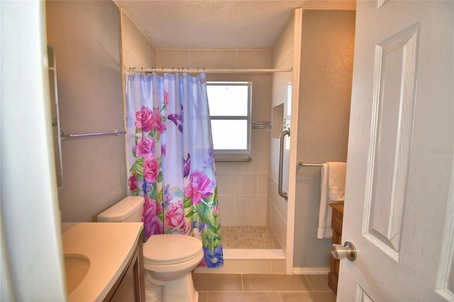 2410 W CENTRAL AVENUE, Winter Haven, FL 33880