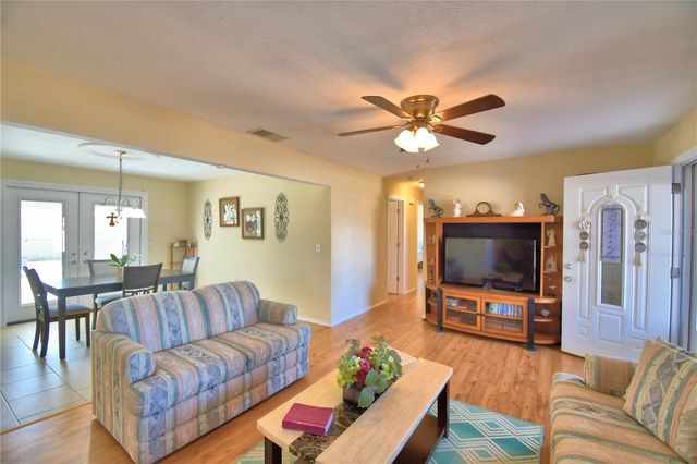 2410 W CENTRAL AVENUE, Winter Haven, FL 33880