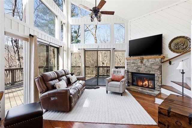 288 Tea Berry Lane, Jasper, GA 30143