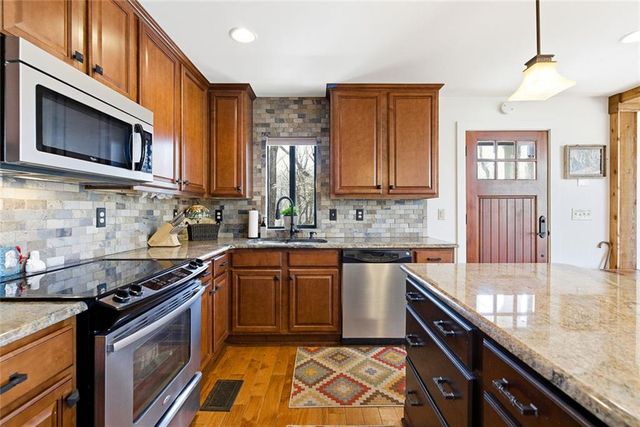 288 Tea Berry Lane, Jasper, GA 30143