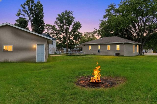 210 N GRAND AVENUE, Embarrass, WI 54933